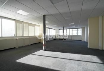 Location bureaux Lyon 3 - Proche Part-Dieu, métro, bus, tramway