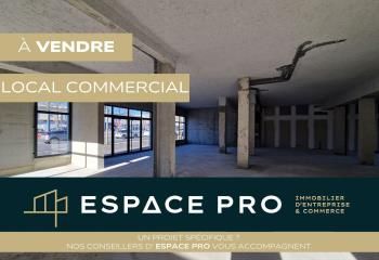 Local commercial à vendre Caen - Tramway devant l'immeuble