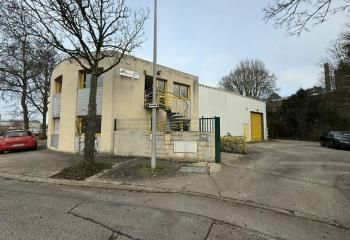 Local d'activité à louer Rouen Rive Droite - Proche bus