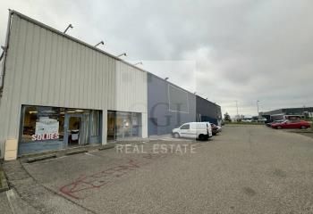 Local commercial à louer Saint-Priest - Proche RN6