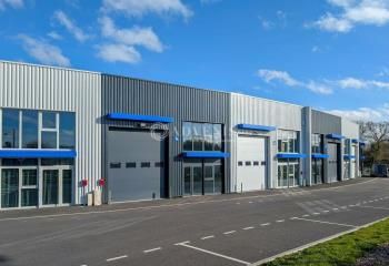 Locaux d'activités à vendre Miniac-Morvan - Proche D137