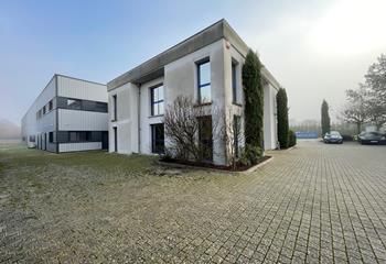 Vente local d'activité Villette-d'Anthon - 6 198 m² terrain