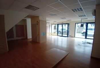 Location local commercial Pont-l'Abbé centre-ville