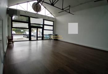 Local commercial à louer Quimper - Entrée de ville