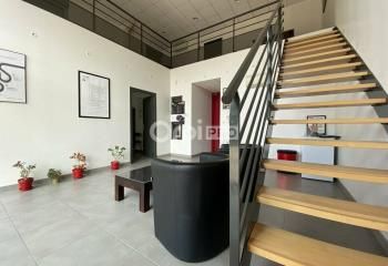 Location bureau Craponne - Showroom et parking sécurisé