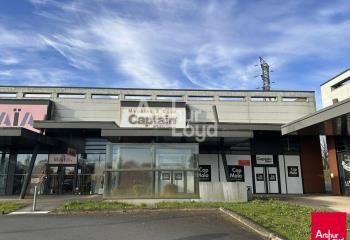 Local commercial à louer La Mézière - Zone Cap Malo