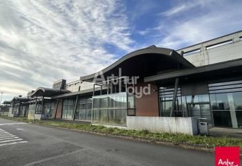 Local commercial à louer La Mézière - Zone Cap Malo