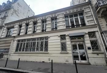 Location bureaux Paris 17 - Immeuble indépendant et climatisé