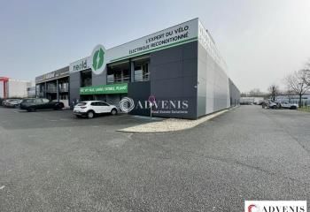 Location local d'activité Bordeaux - Showroom et entrepôt - Visibilité commerciale
