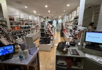 Local commercial à louer Bourg-en-Bresse - 116 m²