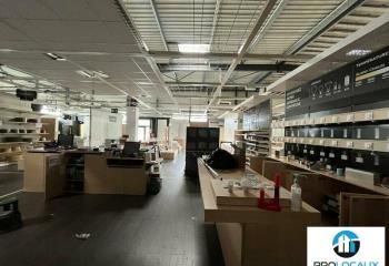 Local commercial à louer Saint-Égrève - Zone Commerciale Cap des H