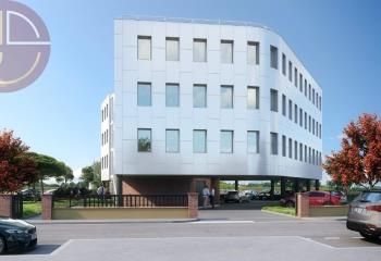 Vente bureaux Montauban, proche autoroute, 48 places de stationnement