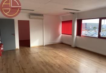 Location bureau L'Union, proche Toulouse, 1er étage, lumineux