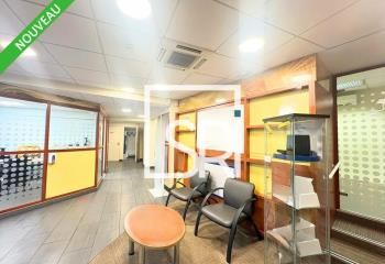 Location bureaux Pont-du-Château - Centre-ville, accès rapide D2089/A71