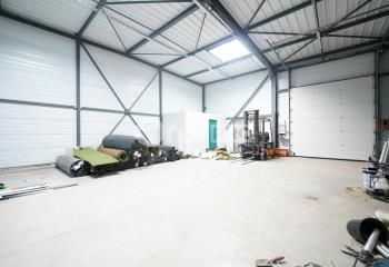 Local d'activité à louer Sainte-Consorce - Bus 72, 222