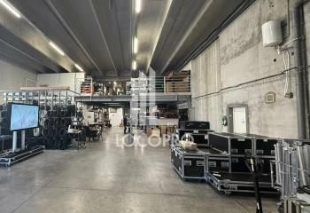 Local d'activité à vendre Le Broc - 1523 m² - Mezzanine et bureaux