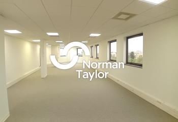 Location bureaux Montpellier - Proche A9, tramway et centre commercial