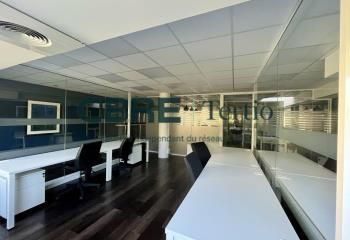 Location bureaux Tours - Proche tramway et transports en commun