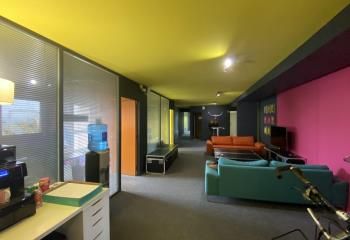 Location bureaux Orléans - Proche transports en commun