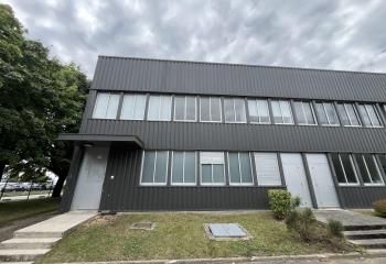 Local d'activité à louer Coignières - Proximité N10 et gare