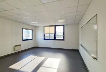 Vente bureaux Saint-Brieuc - Proche RN 12, gare et centre-ville