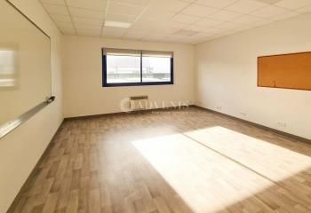 Location bureaux Saint-Brieuc - RN 12 et gare SNCF à proximité