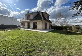 Location bureaux Beauchamp - Chaussée Jules César, accès véhicule