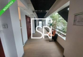 Location bureau Clermont-Ferrand République - Proche tramway et axes routiers