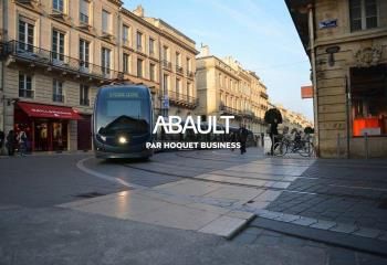 Location local commercial Bordeaux centre historique