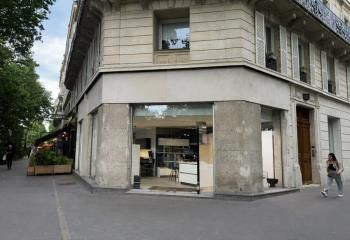 Location boutique angle Paris 12 - Métro Ledru-Rollin