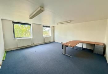 Location bureau Courcouronnes - Proche centre commercial L'Agora