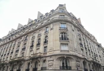 Location bureaux Paris 9 - Proximité Gare Saint Lazare et Métro