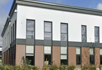 Location local d'activité Serris - Proche transports en commun