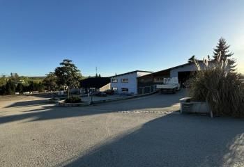 Local d'activité à louer Saint-Just-Chaleyssin - Cadre atypique