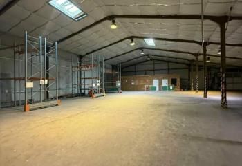 Location local d'activité Saint-Pantaléon-de-Larche - Proche bretelle autoroute