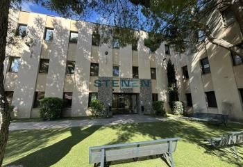 Location bureaux 260 m² Aubagne - Desserte bus et tram multiples