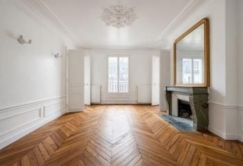 Location bureaux Paris 5 - Quartier Saint-Michel, immeuble Haussmannien