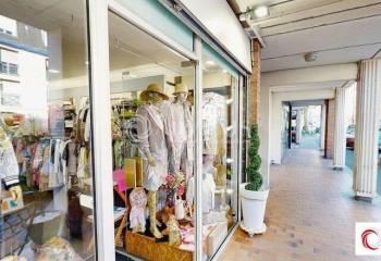 Location local commercial La Madeleine - Artère dynamique