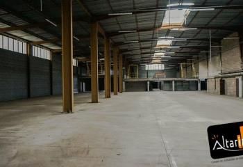 Entrepôt avec bureaux à vendre Mainvilliers - Proche RN154