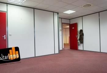 Bureau à vendre - 136 m²