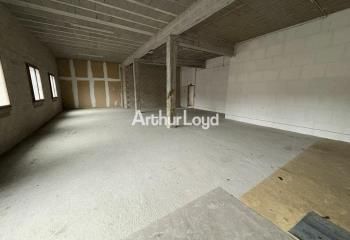 Location local commercial Givet centre-ville - 1203 m²