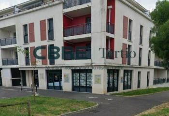 Location local commercial Ballan-Miré centre - Proche A85