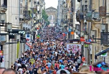 Location local commercial Bordeaux - Rue piétonne