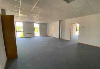 Location bureaux Nogent-le-Phaye - Proche Chartres et A11