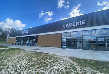 Local commercial à louer Artix - Zone commerciale proche autoroute