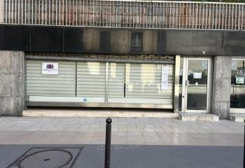 Location local commercial Paris 15 - Proche Champ de Mars