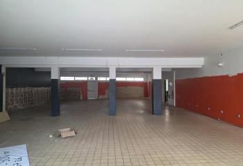 Vente local commercial ou professionnel Layrac - 500 m²