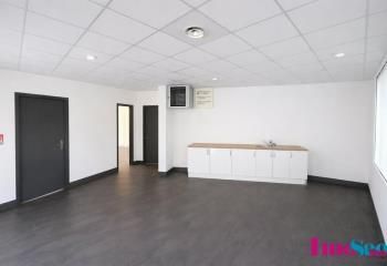 Location bureaux Mérignac Centre - Proche tram et bus