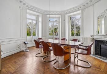 Location bureau - 178 m²