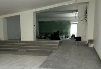 Location bureaux Longuenesse - Vitrine 15m et pignon sur rue